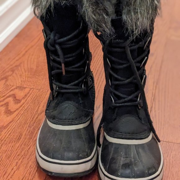 Sorel Joan of Arctic Boots - Picture 2 of 2